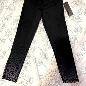 Women’s Cropped Leopard Ombré Active Leggings